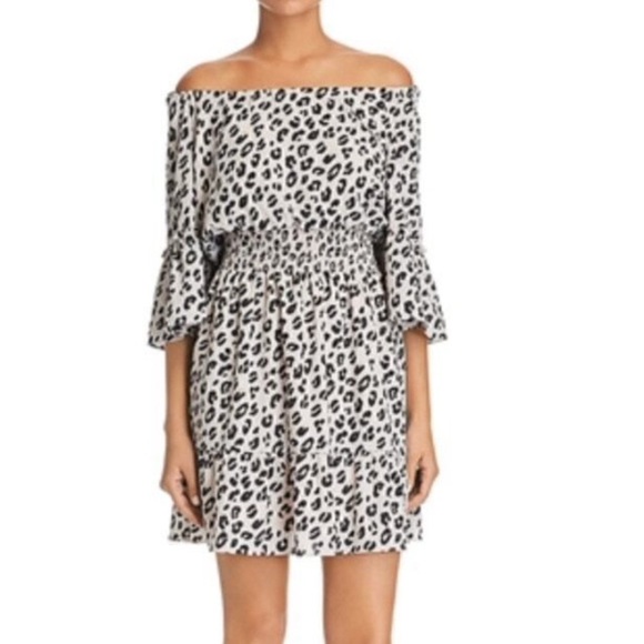Le Gali Flounce Dress Animal Print Chiffon Off Shoulder Size L - Picture 1 of 9